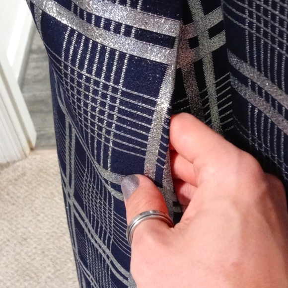 💙VTG 1960s Oscar de la Renta💙 - Navy Silk & Silver Metallic Plaid Mod D - Picture 11 of 16